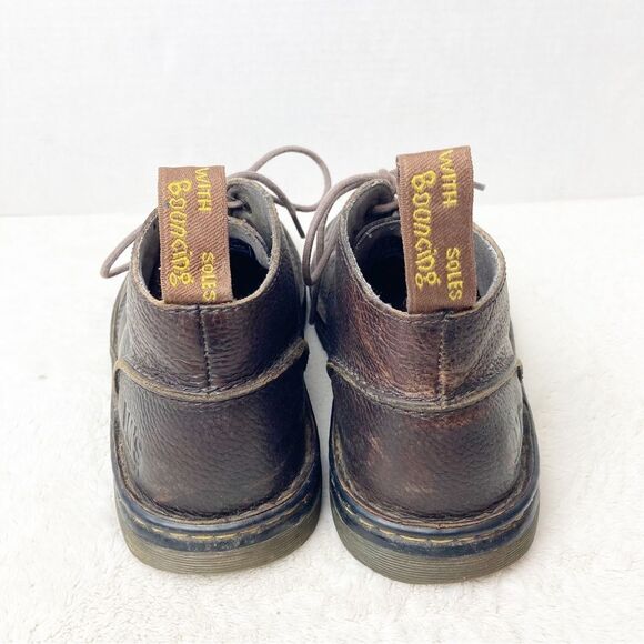 Dr. Martens Sussex Bear Track Chukka Boots size 9 main image 4